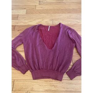 Free People, women's deep v-neck, sparkly rose thin, linen blend sweater size SM